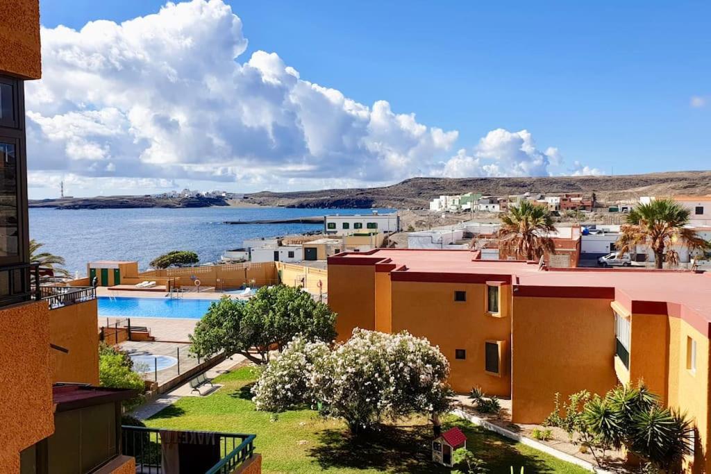 Ocean View Apartment Poris ポリス・デ・アボナ エクステリア 写真