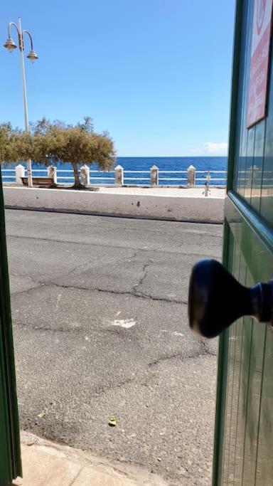 Ocean View Apartment Poris ポリス・デ・アボナ エクステリア 写真