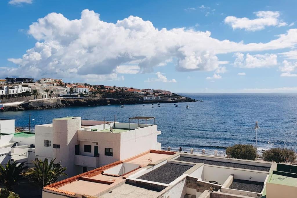 Ocean View Apartment Poris ポリス・デ・アボナ エクステリア 写真