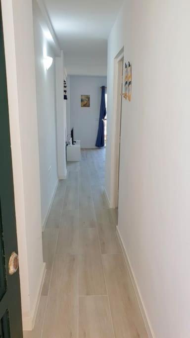 Ocean View Apartment Poris ポリス・デ・アボナ エクステリア 写真